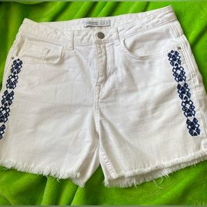 Zara White Jean Shorts with Navy Embroidered Trim